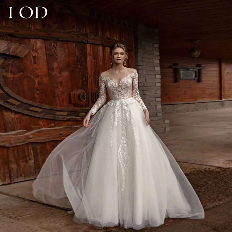 От Тюл С аппликацией принцеса Трапецовидна форма Елегантна Сватбена рокля с дълъг ръкав и кръгло деколте, копчета Vestidos De Новия