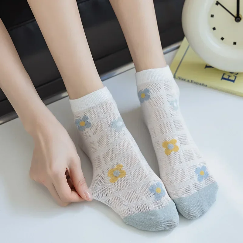 Лятото дишащи Меш Къси чорапи, дамски японски Кавайные Сладки чорапи с волани и цветисти принтом, Сладки чорапи до глезена за момичета с дълбоко деколте